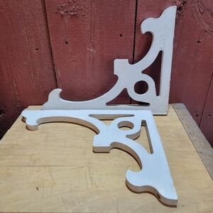 Vintage Pair Of White Chippy Shabby Wooden Corbels Wood Decor Brackets DIY